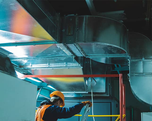 Commercial HVAC ductwork installation